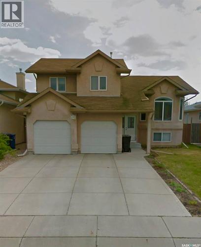 238 Blackburn Crescent, Saskatoon, SK - Outdoor With Facade