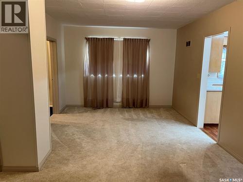 43 2Nd Avenue E, Lafleche, SK - Indoor Photo Showing Other Room
