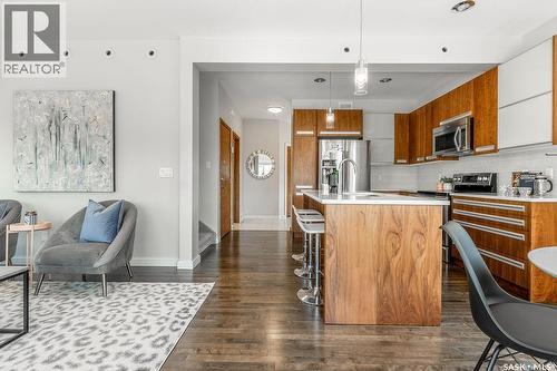 603 Pichler Crescent, Saskatoon, SK - Indoor Photo Showing Kitchen