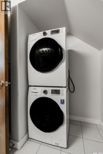 603 Pichler Crescent, Saskatoon, SK - Indoor Photo Showing Laundry Room