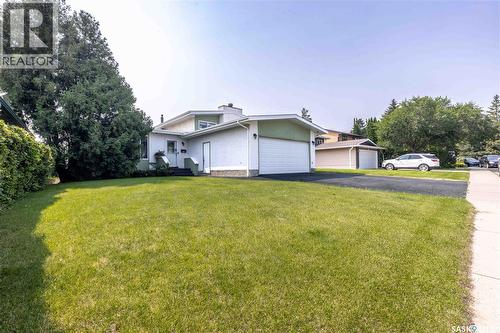 50 Manitou Court, Saskatoon, SK - Outdoor