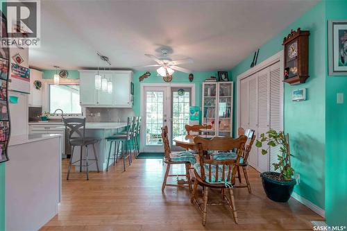 50 Manitou Court, Saskatoon, SK - Indoor Photo Showing Dining Room