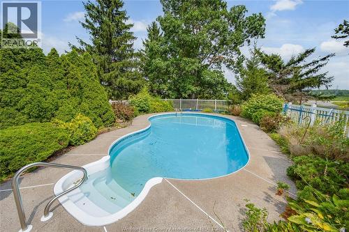 6016 Walker Road, Tecumseh, ON 