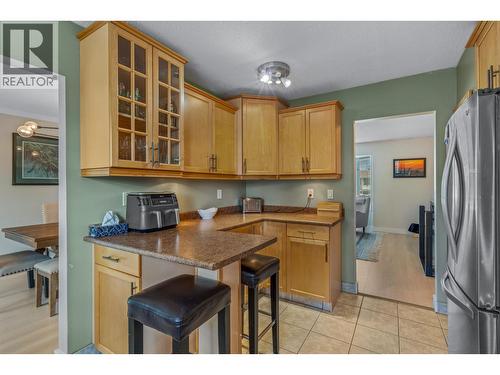 389 Neff Crescent, Prince George, BC - Indoor Photo Showing Kitchen