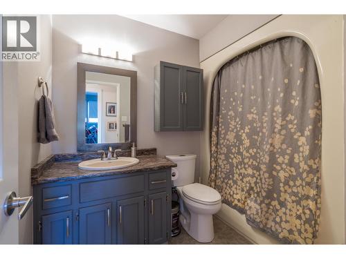 389 Neff Crescent, Prince George, BC - Indoor Photo Showing Bathroom