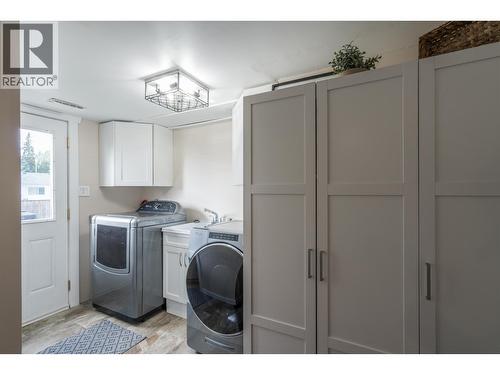 389 Neff Crescent, Prince George, BC - Indoor Photo Showing Laundry Room