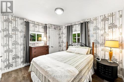 23 Basswood Drive, Kawartha Lakes, ON - Indoor Photo Showing Bedroom