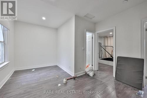 200 Bathurst Street, Toronto, ON 