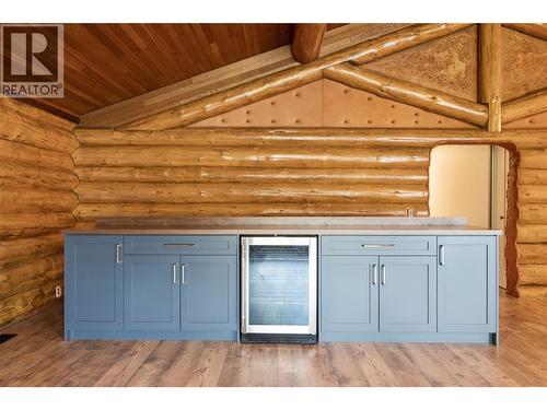 8758 Holding Road Unit# 1, Adams Lake, BC - Indoor Photo Showing Other Room