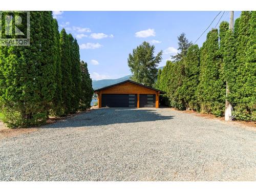 8758 Holding Road Unit# 1, Adams Lake, BC - Outdoor