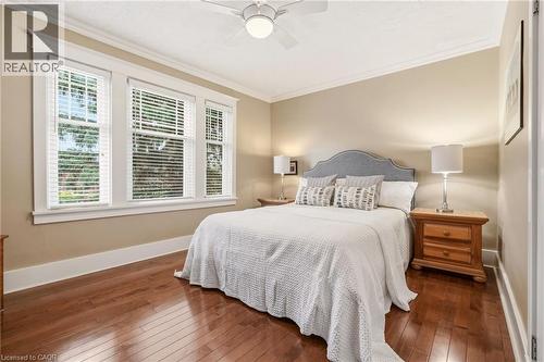 2116 Caroline Street, Burlington, ON - Indoor Photo Showing Bedroom