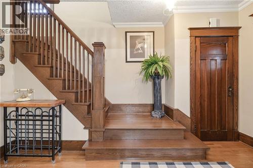 2116 Caroline Street, Burlington, ON - Indoor Photo Showing Other Room