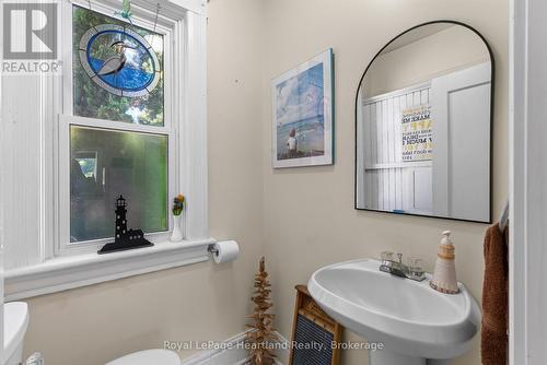 85 Montreal Street, Goderich (Goderich (Town)), ON - Indoor Photo Showing Bathroom