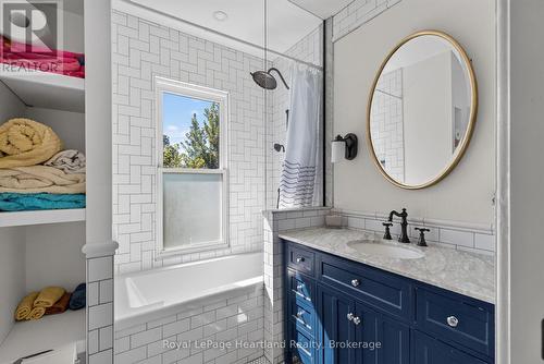 85 Montreal Street, Goderich (Goderich (Town)), ON - Indoor Photo Showing Bathroom