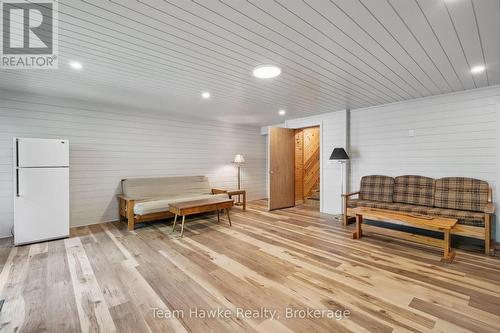 3359 Maple Ridge Road, Algonquin Highlands (Mcclintock), ON -  Photo Showing Other Room