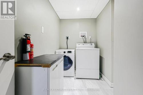 42 Walker Boulevard, New Tecumseth, ON - Indoor Photo Showing Laundry Room