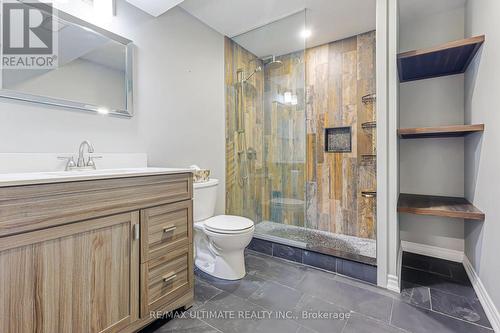 42 Walker Boulevard, New Tecumseth, ON - Indoor Photo Showing Bathroom