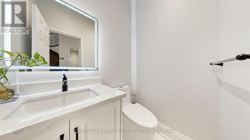 769 White Clover Way, Mississauga, ON - Indoor Photo Showing Bathroom