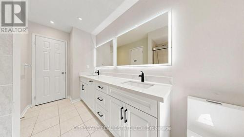 769 White Clover Way, Mississauga, ON - Indoor