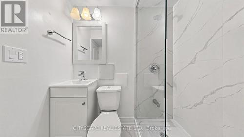 769 White Clover Way, Mississauga, ON - Indoor Photo Showing Bathroom