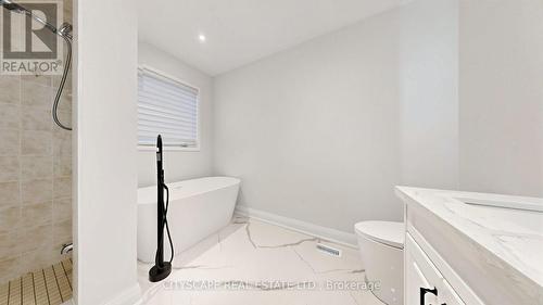769 White Clover Way, Mississauga, ON - Indoor Photo Showing Other Room