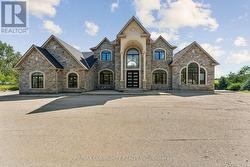 18118 HEART LAKE ROAD  Caledon, ON L7K 2A4
