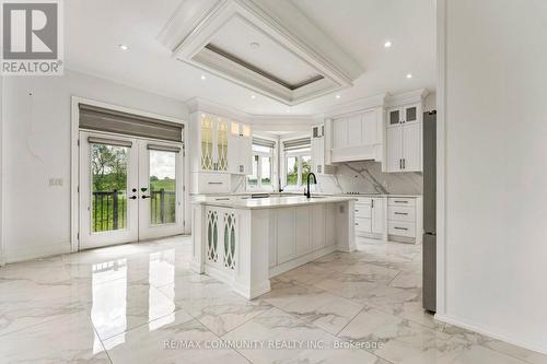 18118 Heart Lake Road, Caledon, ON - Indoor Photo Showing Kitchen