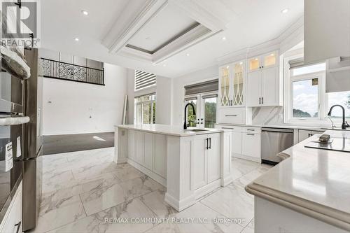 18118 Heart Lake Road, Caledon, ON - Indoor Photo Showing Kitchen With Upgraded Kitchen