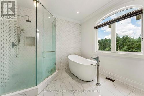18118 Heart Lake Road, Caledon, ON - Indoor Photo Showing Bathroom