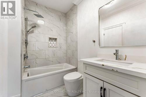 18118 Heart Lake Road, Caledon, ON - Indoor Photo Showing Bathroom
