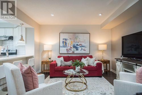 298 Reis Place, Milton, ON - Indoor Photo Showing Living Room