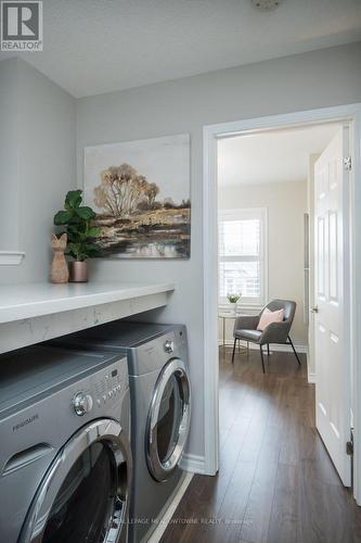 298 Reis Place, Milton, ON - Indoor Photo Showing Laundry Room