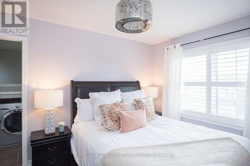 298 Reis Place, Milton, ON - Indoor Photo Showing Bedroom