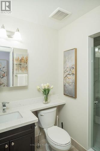 298 Reis Place, Milton, ON - Indoor Photo Showing Bathroom