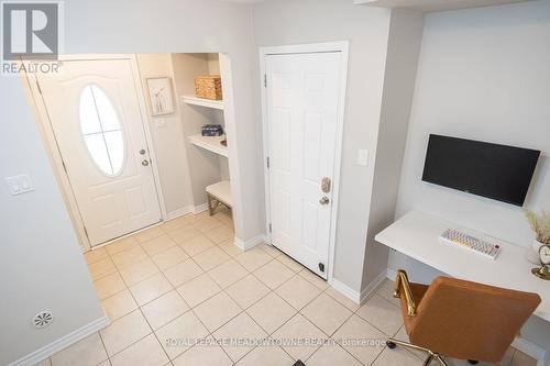 298 Reis Place, Milton, ON - Indoor Photo Showing Other Room