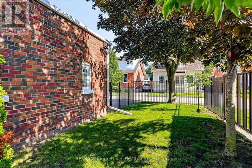 102 Havelock Street, Cobourg, ON - Outdoor