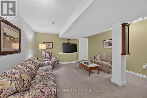 25 Eric Burke Court, Hamilton, ON - Indoor