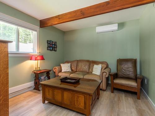 17 Hardwood Lane South Branch, Forest Glen, NS - Indoor