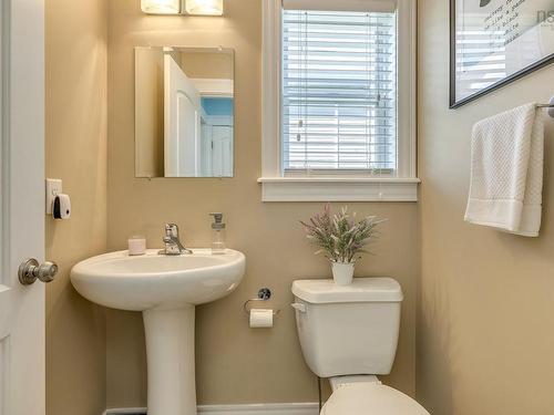 29 Daisy Drive, Beaver Bank, NS - Indoor Photo Showing Bathroom