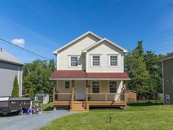 29 Daisy Drive  Beaver Bank, NS B4G 1C1
