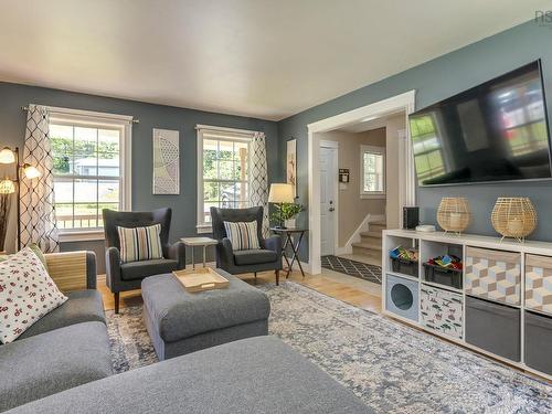 29 Daisy Drive, Beaver Bank, NS - Indoor Photo Showing Living Room