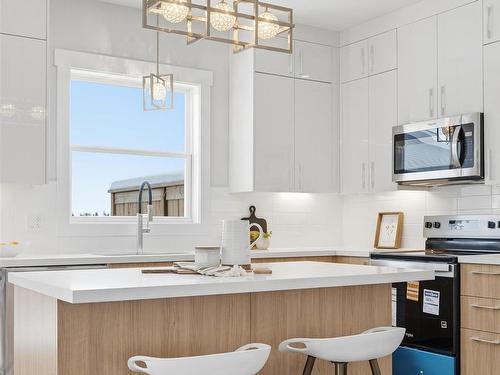 21 Zeppelin Crescent, Beechville, NS - Indoor Photo Showing Kitchen With Upgraded Kitchen