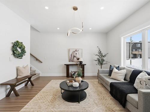 21 Zeppelin Crescent, Beechville, NS - Indoor Photo Showing Living Room