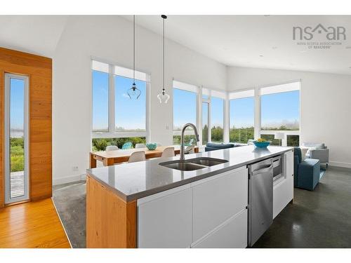 81 Hirtle Beach Road, Kingsburg, NS - Indoor Photo Showing Kitchen With Double Sink With Upgraded Kitchen