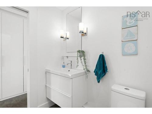 81 Hirtle Beach Road, Kingsburg, NS - Indoor Photo Showing Bathroom