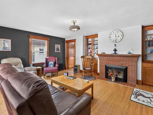 222 Church Street, Summerside, PE - Indoor Photo Showing Living Room With Fireplace