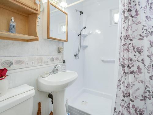 13 Campbells Lane, New Glasgow, NS - Indoor Photo Showing Bathroom