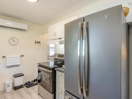 1348 Spring Garden Road, Kingston, NS - Indoor Photo Showing Kitchen