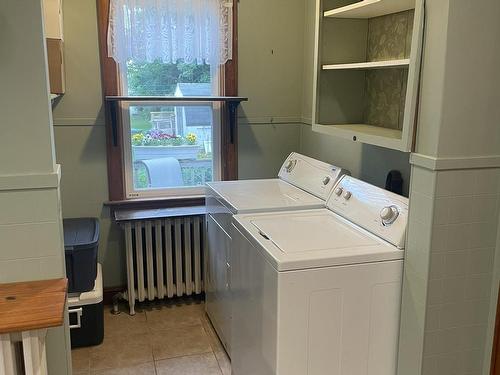 11 Belle Avenue, Souris, PE - Indoor Photo Showing Laundry Room
