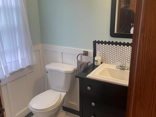 11 Belle Avenue, Souris, PE - Indoor Photo Showing Bathroom
